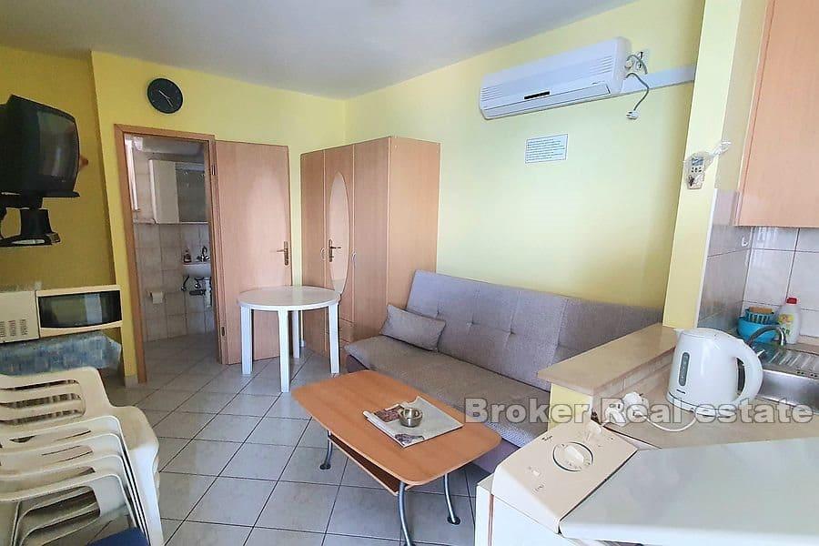 Bolig- og næringsbygg første rad til sjøen