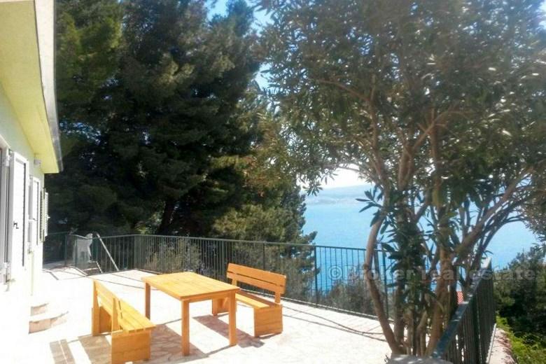 Maison avec vue sur la mer