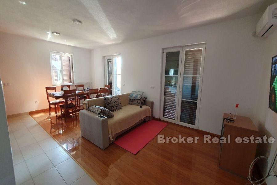 Dom rodzinny w cichym otoczeniu