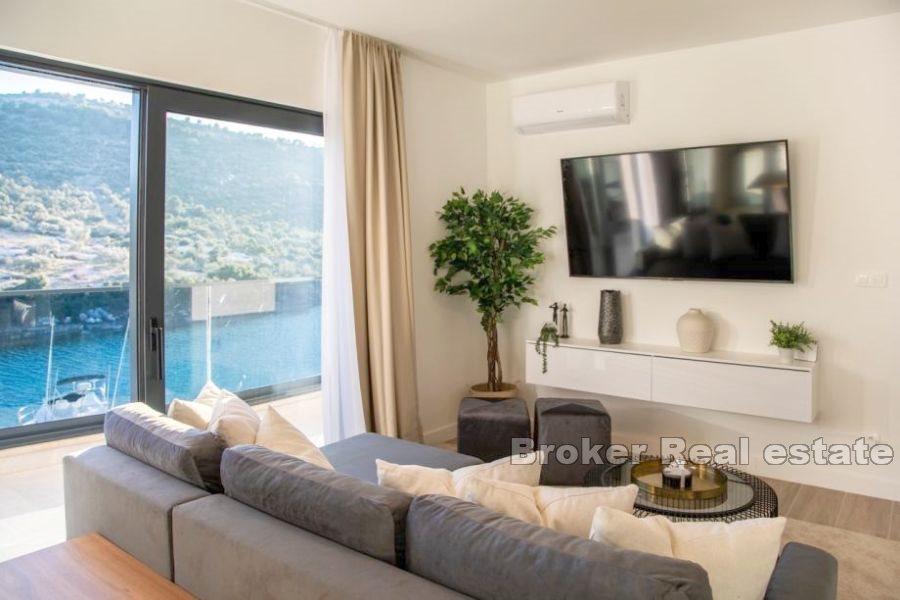 Apartman u prvome redu do mora