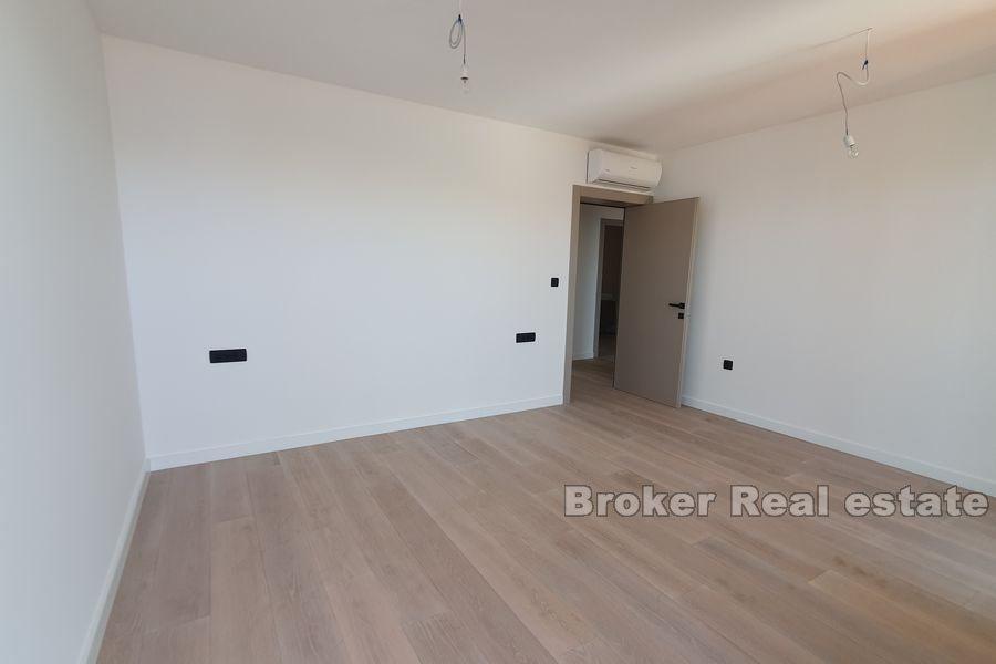 Luxury holiday villa by the sea