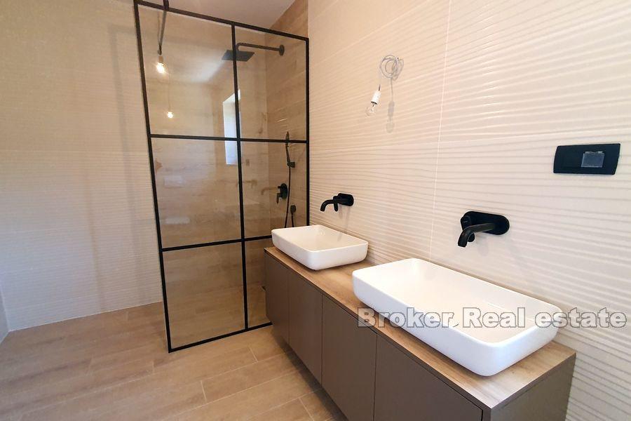 Luxury holiday villa by the sea