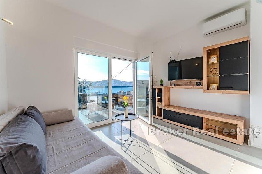 Moderní nemovitost se třemi apartmány