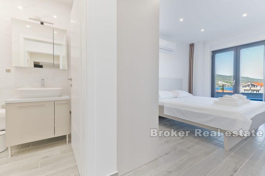 Three bedroom apartment with private pool