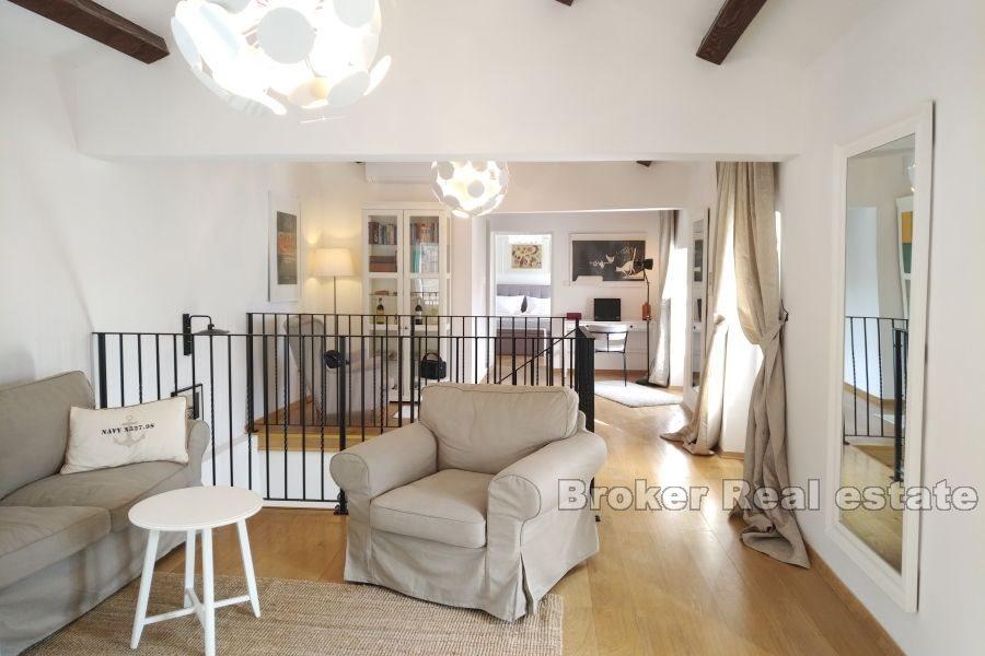 Zrekonstruovaný letní dům s bazénem