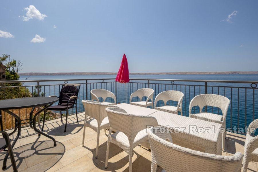 Affascinante casa in prima fila al mare