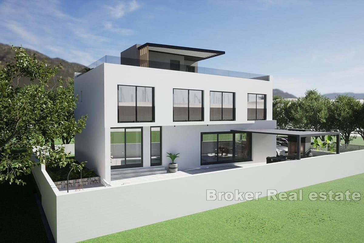 Villa under bygging nær sjøen og stranden