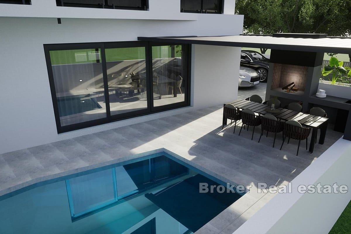 Строящаяся вилла недалеко от моря и пляжа