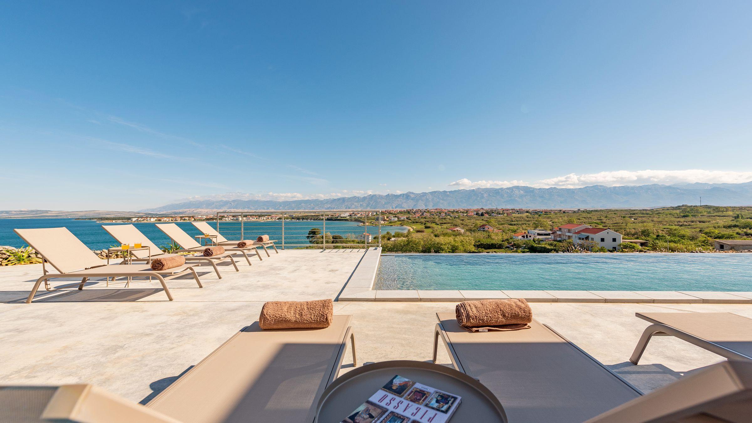 01-2018-253-Island-of-Pag-Modern-villa-with-pool-and-a-sea-view-for-sale