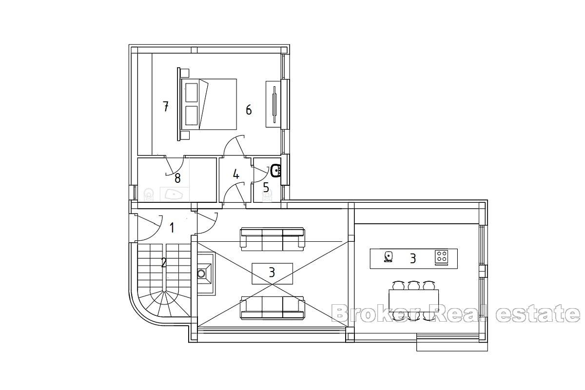 Villa mit Pool unweit des Meeres