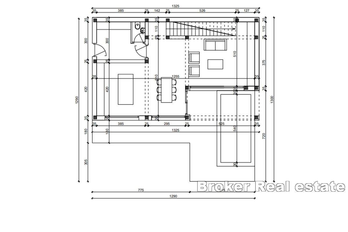 Villa with pool near the sea
