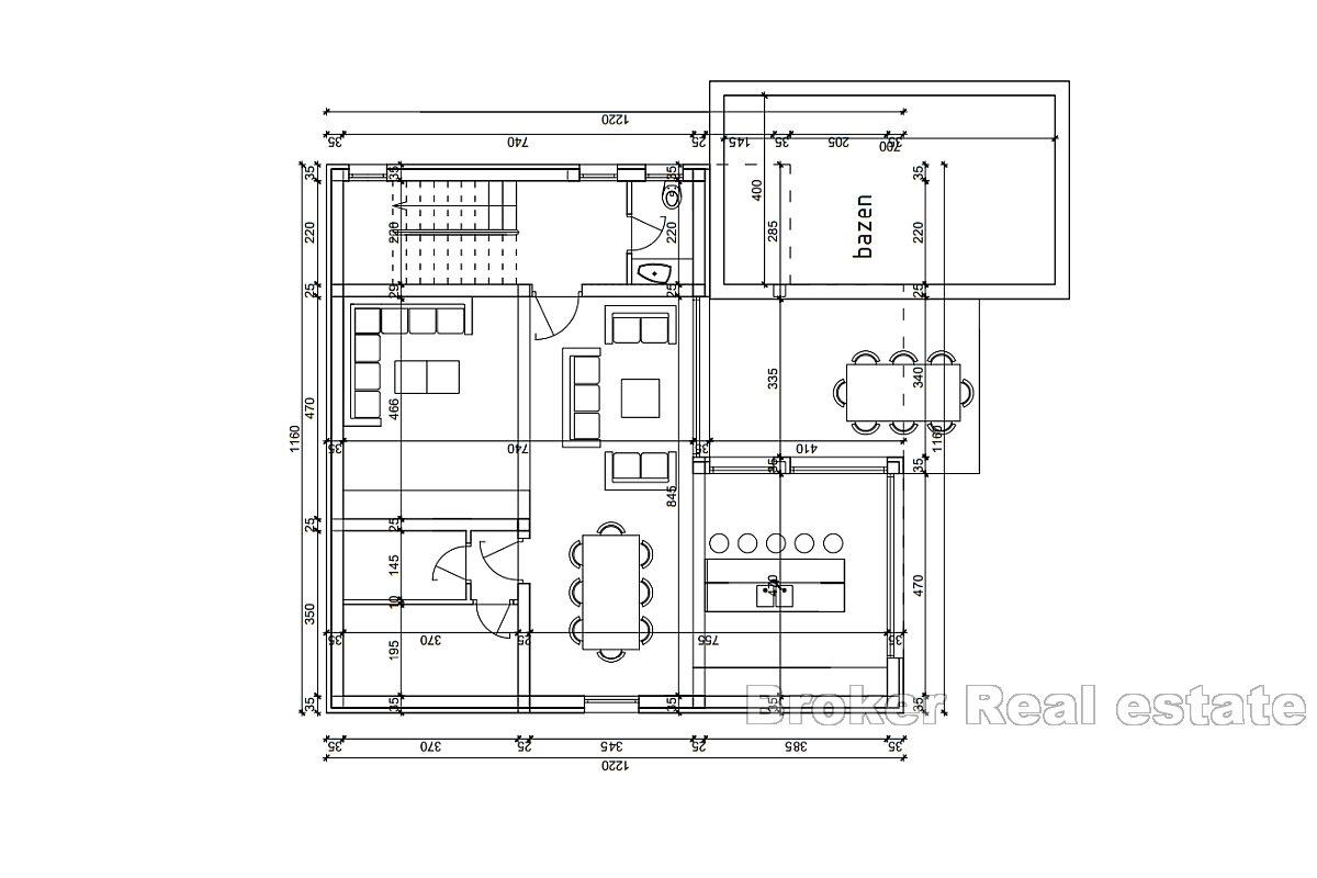 Belle villa de construction récente près de la mer