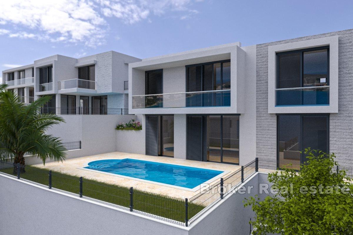 Villa in an exclusive complex with a sea view