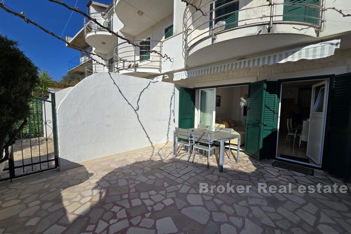 House in the first row to the sea with two apartments