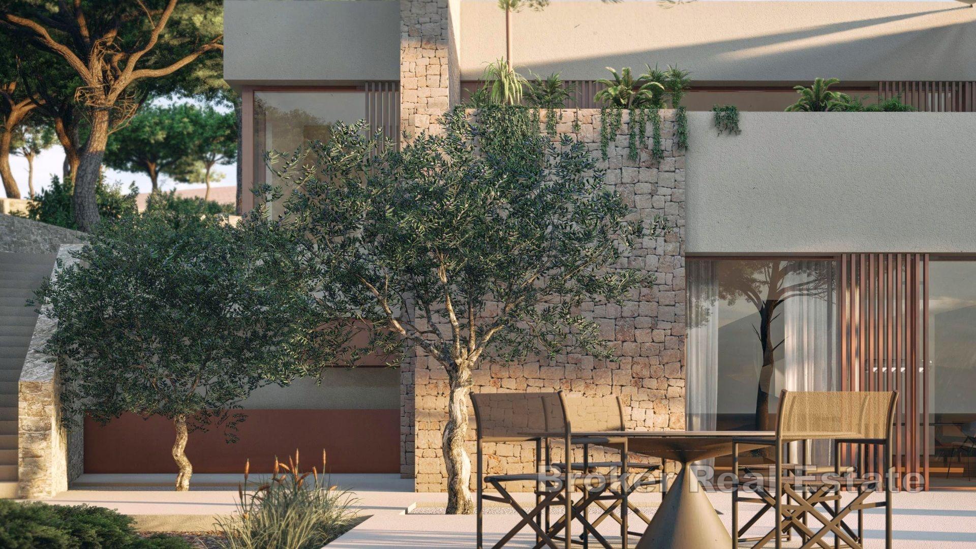 Nybygd villa i første rad til sjøen