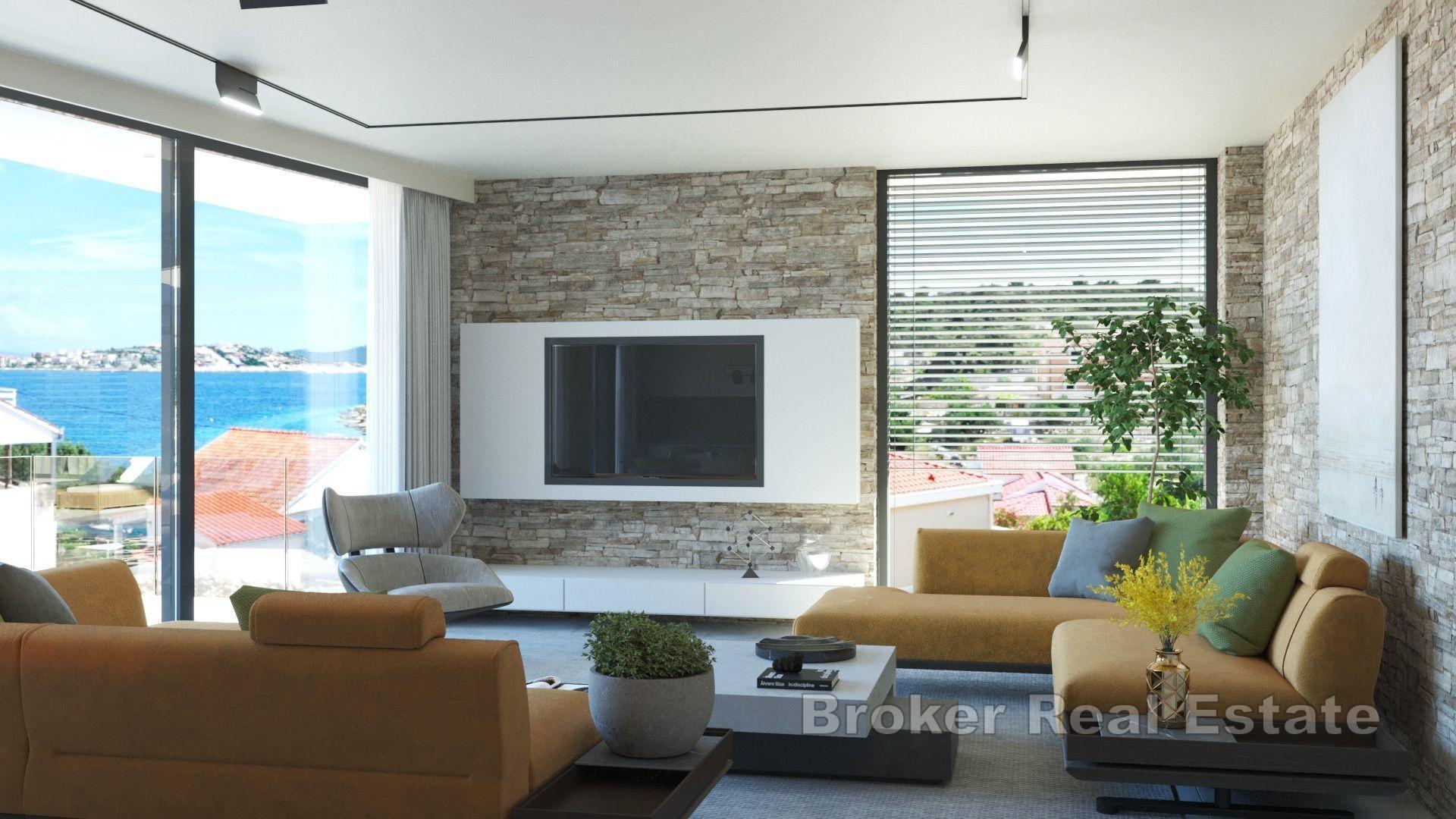 Moderne Villa mit Pool, zweite Reihe zum Meer