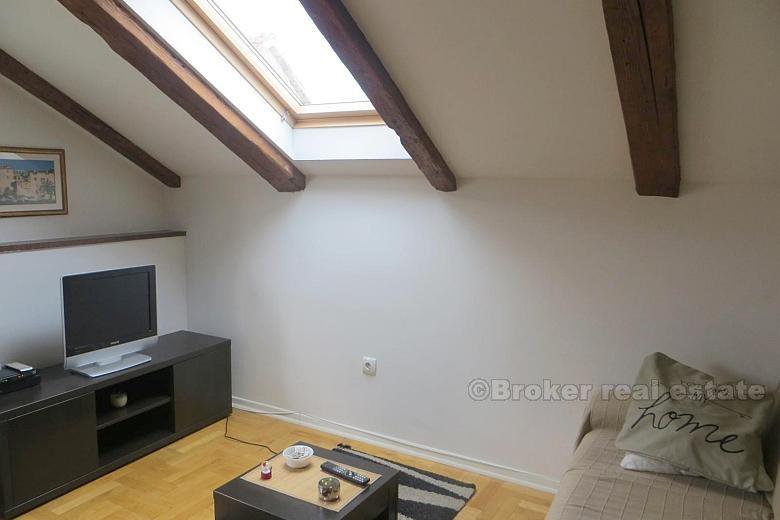 Newly renovated apartment, for sale