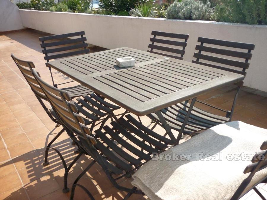 Komfortowy apartament z trzema sypialniami, na sprzedaż