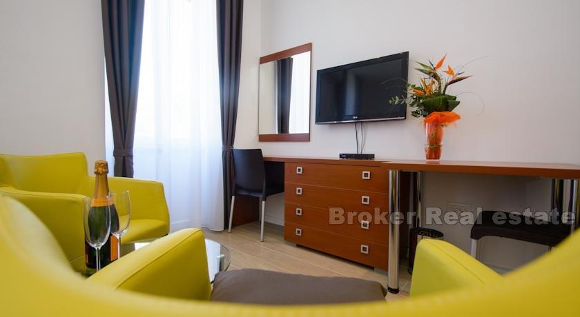 Four studio apartments in the center