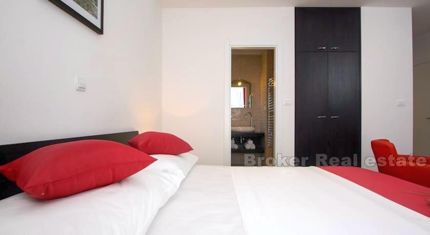 Četiri studio apartmana u centru