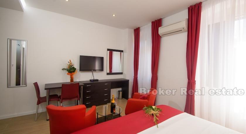 Four studio apartments in the center