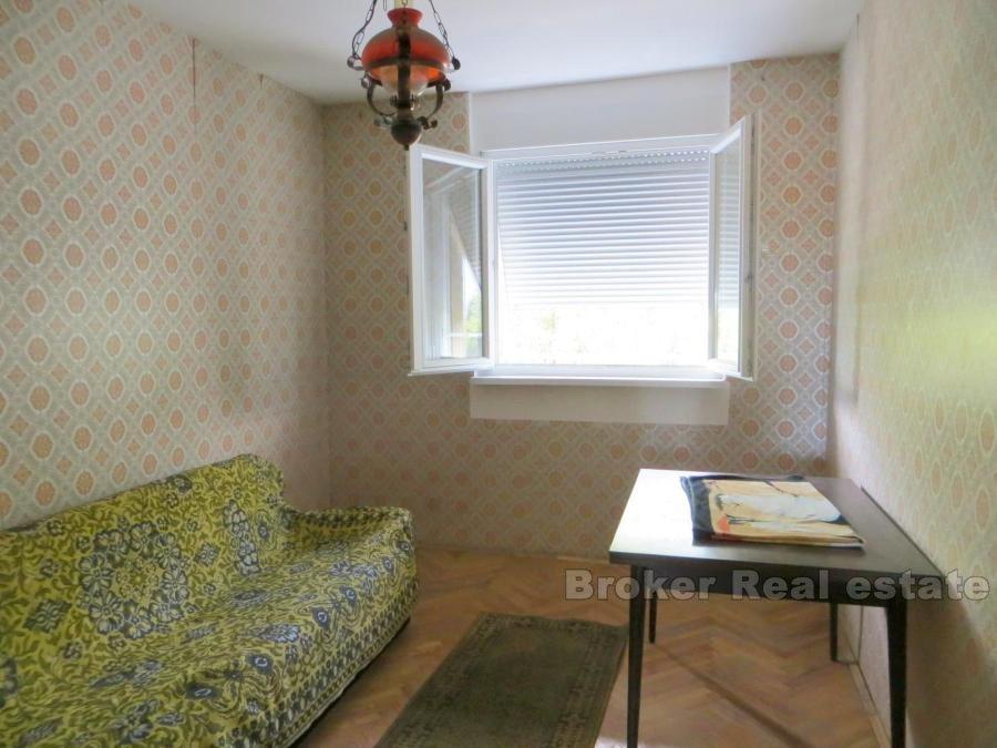 Gripe, Zwei-Zimmer-Wohnung in ruhiger Lage, zu verkaufen