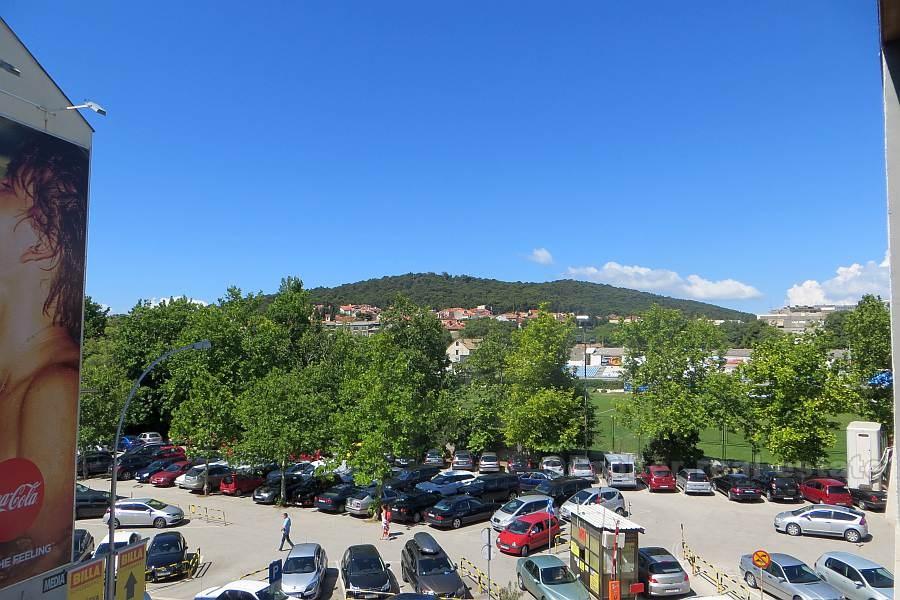 Två sovrum i centrum, till salu