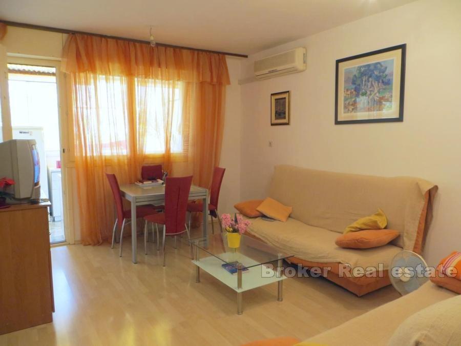 One bedroom apartment in a great location