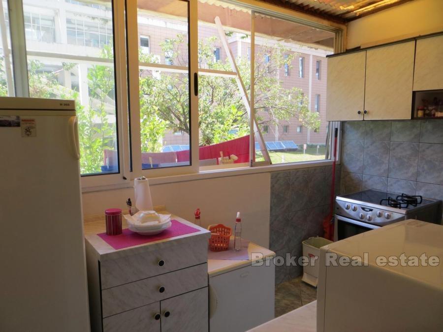 Appartement d'une chambre dans un excellent emplacement