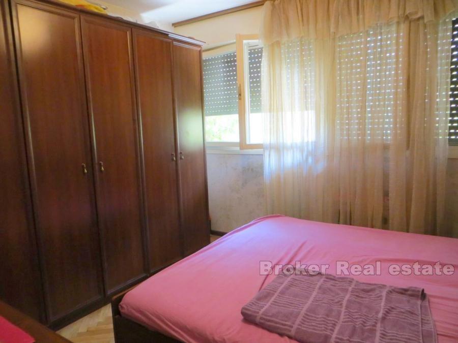 Appartement d'une chambre dans un excellent emplacement