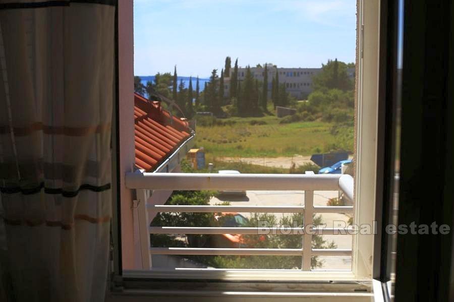 Attraktiva två sovrum, till salu
