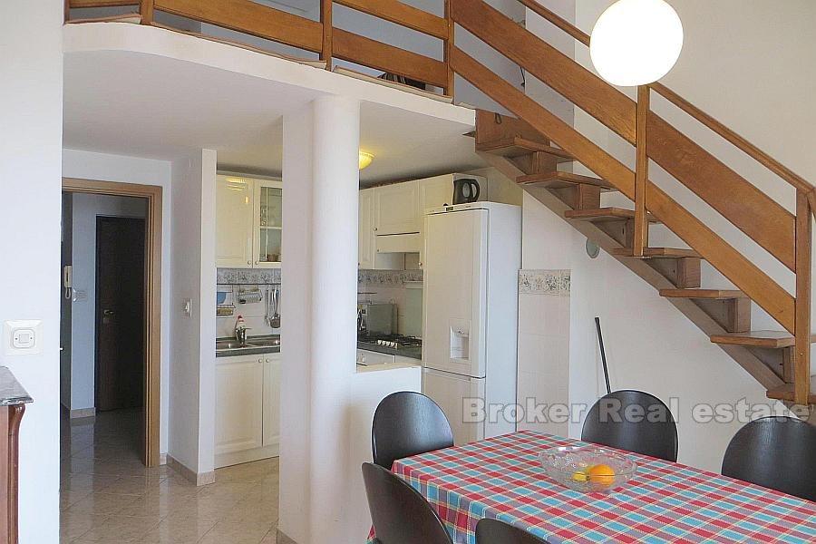 Meje, Comfortable three bedroom apartment, for sale