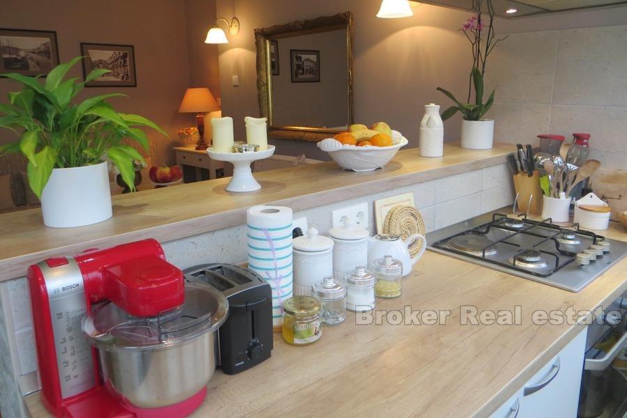 Całkowicie wyremontowany apartament w centrum miasta