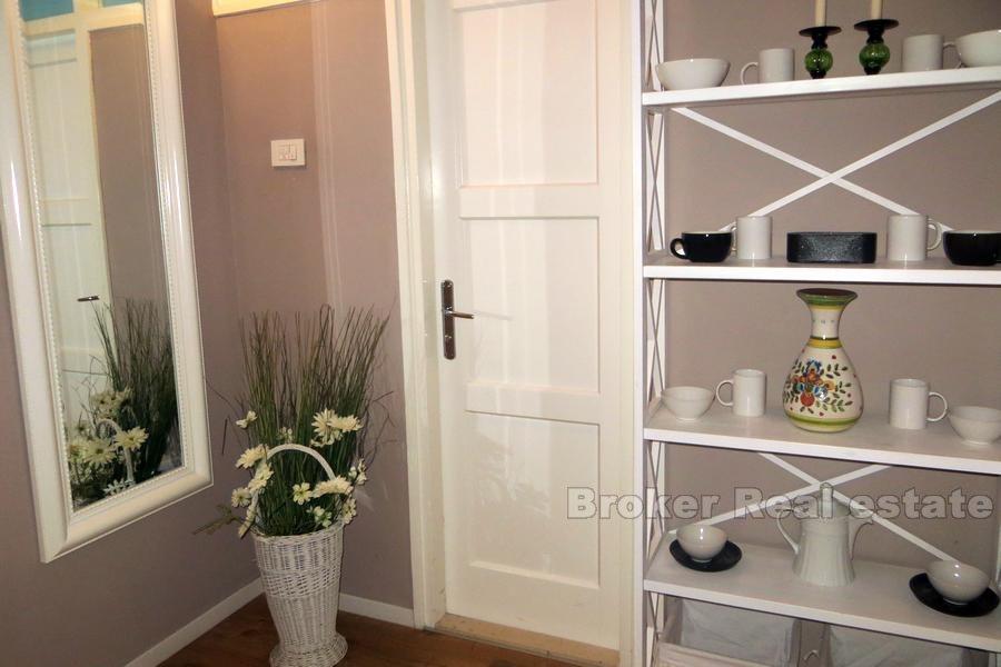 Całkowicie wyremontowany apartament w centrum miasta
