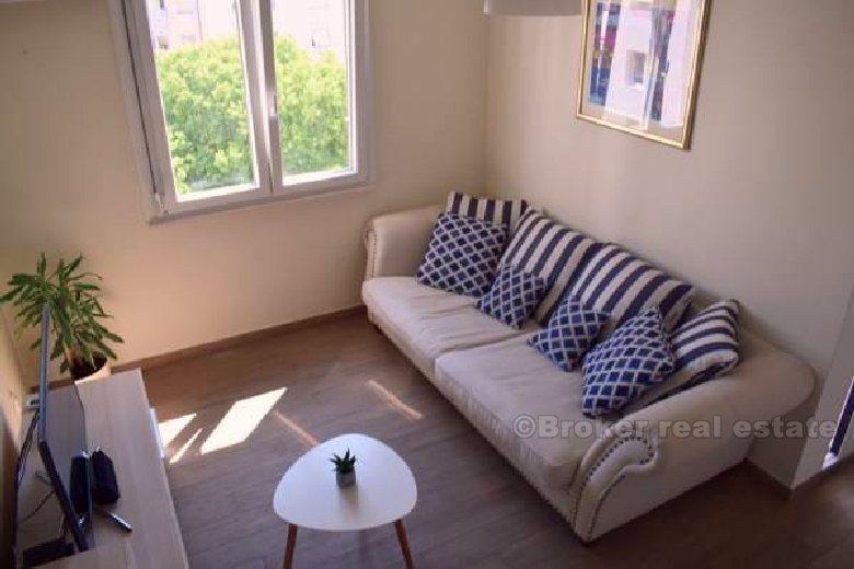 Three bedroom apartment, area Znjan, long term rent