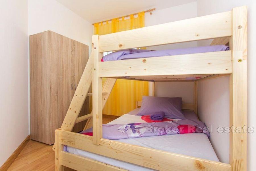 Trilocale, quartiere Žnjan, in affitto