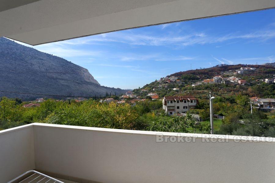 Maison inachevée sur 3 étages, à vendre