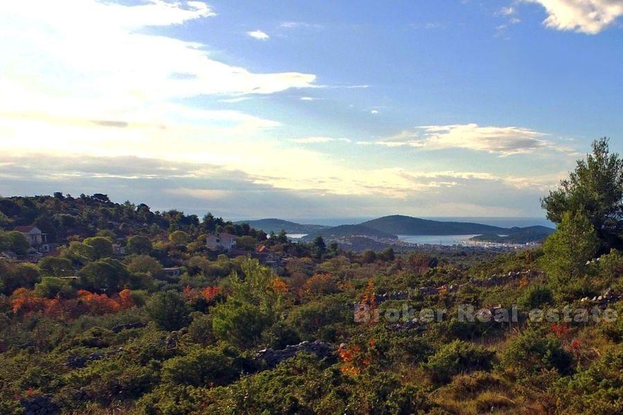 Building plot in a quiet location, for sale