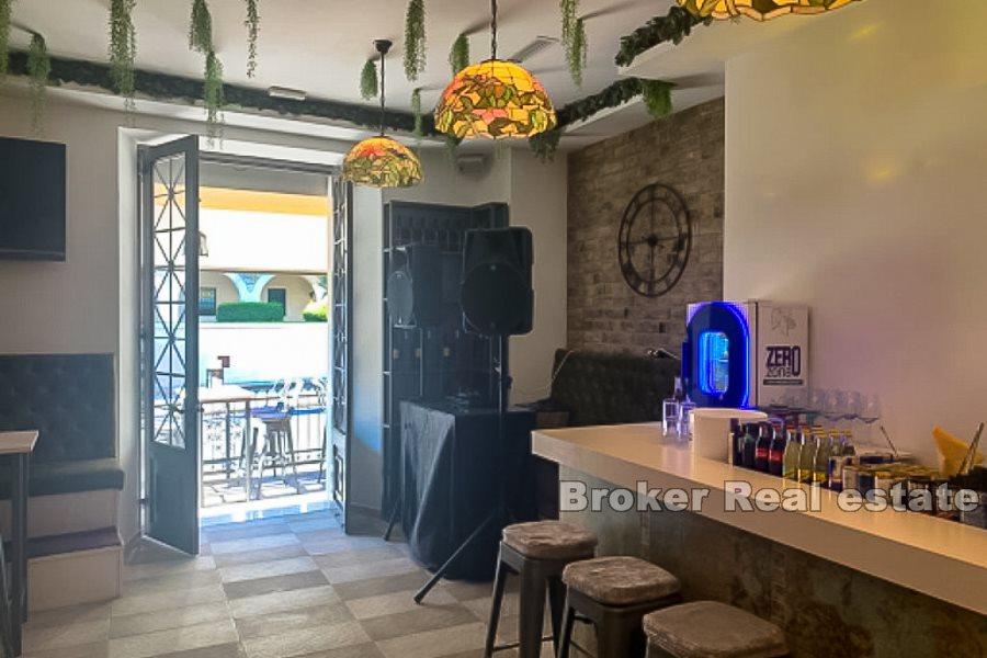 Caffe bar i centrum av Split, hyra