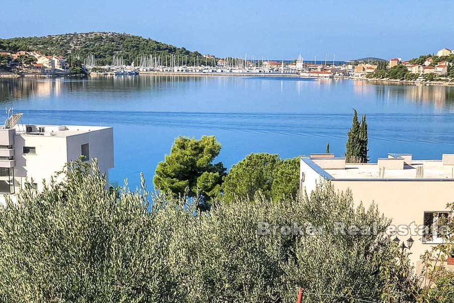 House with sea view, for sale