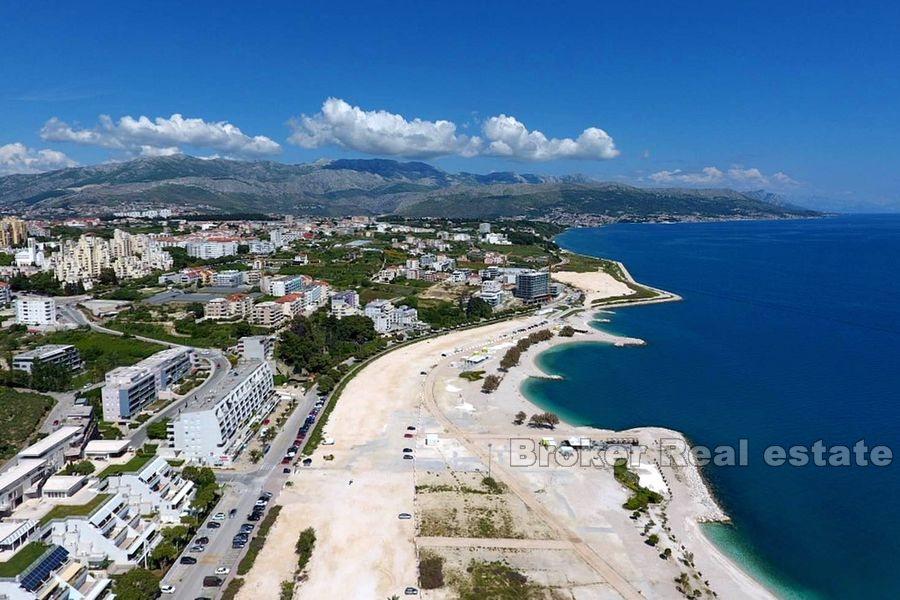 Znjan, attractive unfinished business space