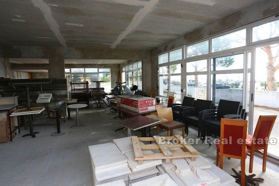 Znjan, attractive unfinished business space