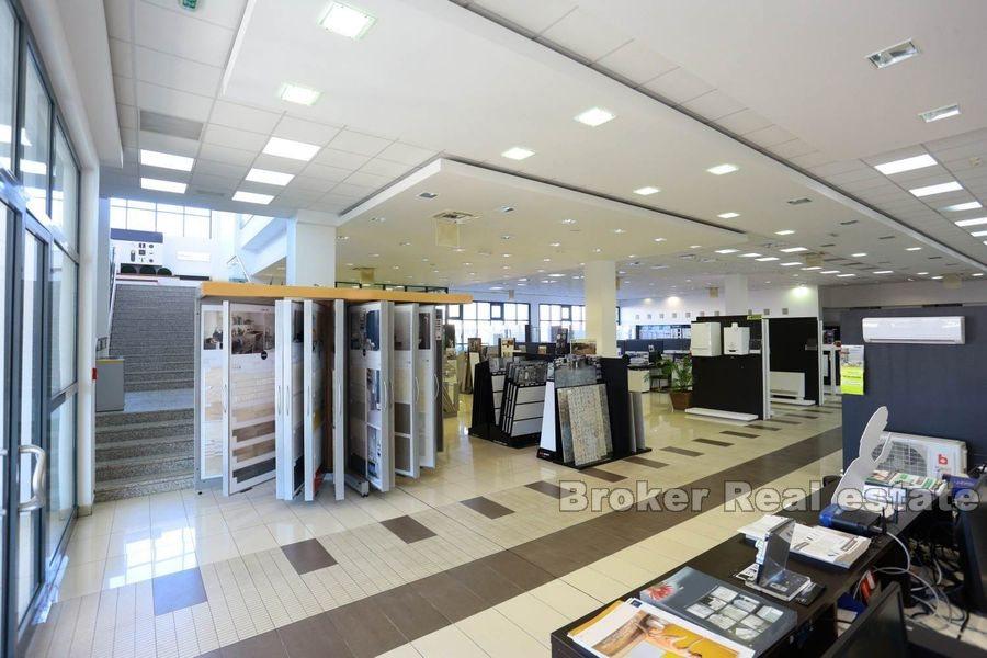 Výstavní a administrativní budova nedaleko Splitu