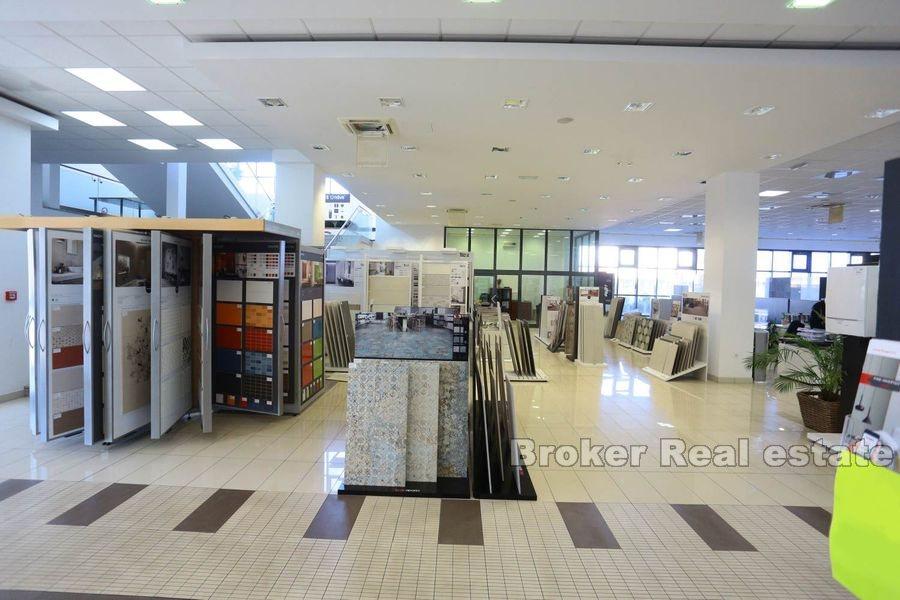 Výstavní a administrativní budova nedaleko Splitu