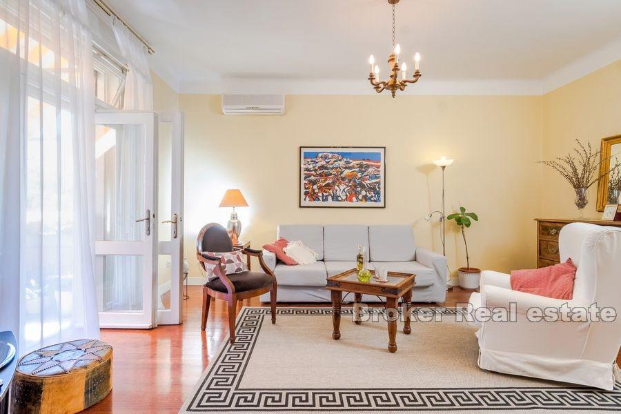 Lovret, piękny apartament z 3 sypialniami