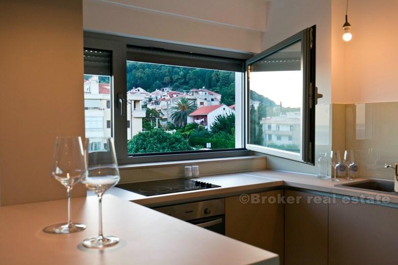 Meje, bel appartement avec vue sur la mer, à vendre