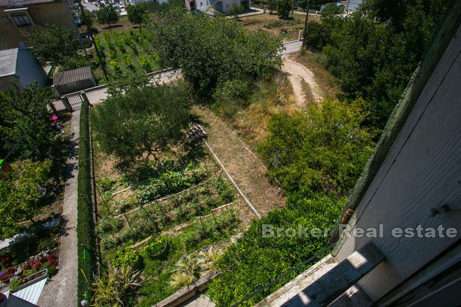 Una vecchia casa di pietra dalmata