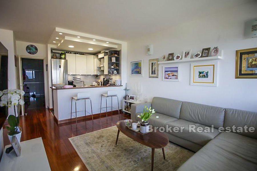 Appartement, au bord de l'eau, Znjan