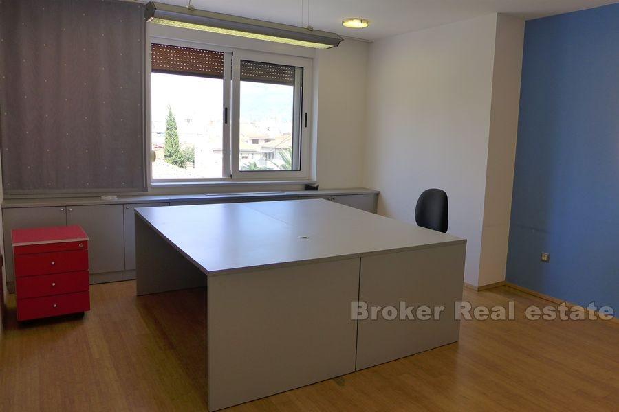 Bol, office space, for rent