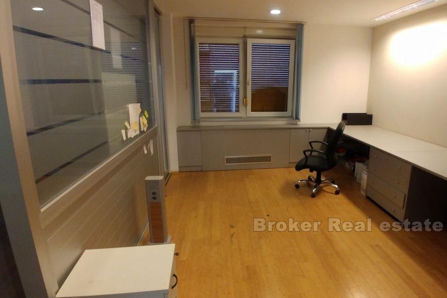 Bol, office space, for rent